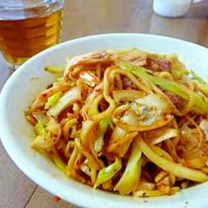 ピリっ！スパムのキムチ焼きそば